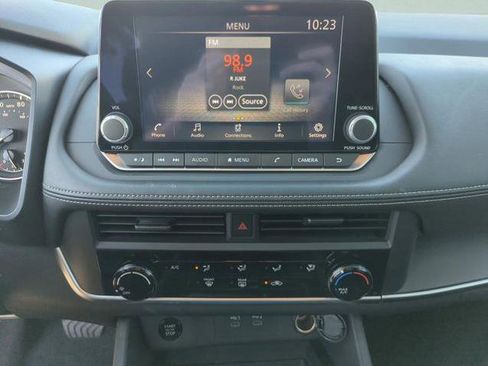 Certified 2025 Nissan Rogue S image 23