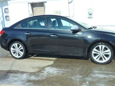 Used 2015 Chevrolet Cruze LTZ FWD image 1