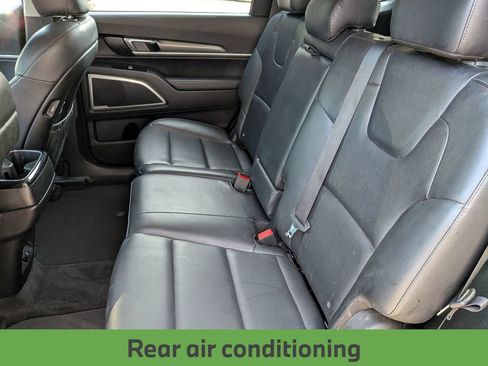 Used 2020 Kia Telluride LX AWD/4WD image 27