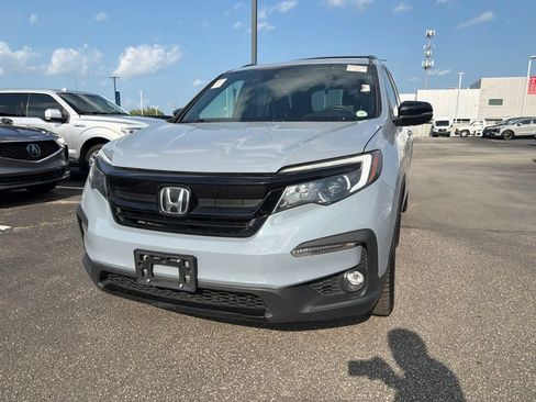 Used 2022 Honda Pilot Sport image 2