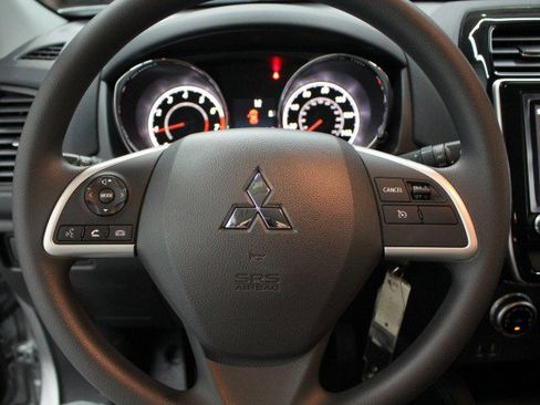 New 2026 Mitsubishi Outlander Sport ES image 8