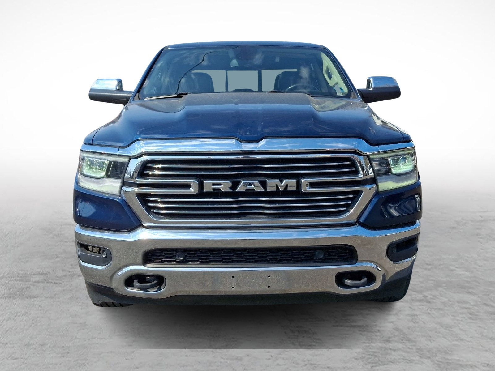 Used 2020 RAM 1500 Laramie AWD/4WD image 2