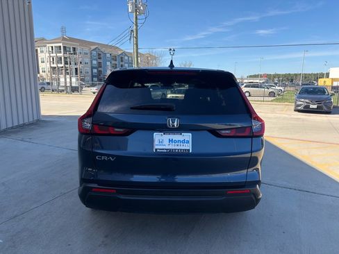 Used 2024 Honda CR-V EX image 7
