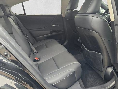 Used 2023 Lexus ES 350 w/ Premium Package image 19
