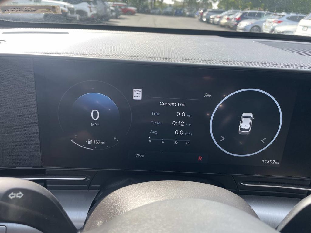 Used 2025 Hyundai Kona SEL AWD/4WD image 32