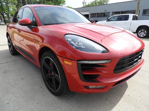 Used 2018 Porsche Macan GTS AWD/4WD image 11