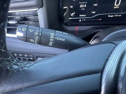 Used 2024 GMC Yukon XL Denali w/ Advanced Technology Package image 21