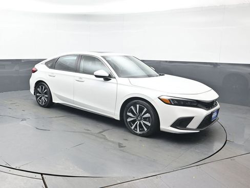 Certified 2022 Honda Civic EX-L image 10