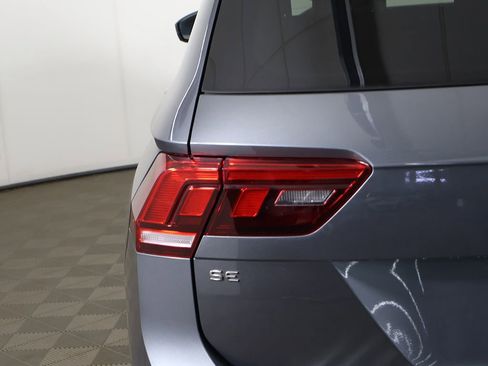 Used 2023 Volkswagen Tiguan SE FWD image 16