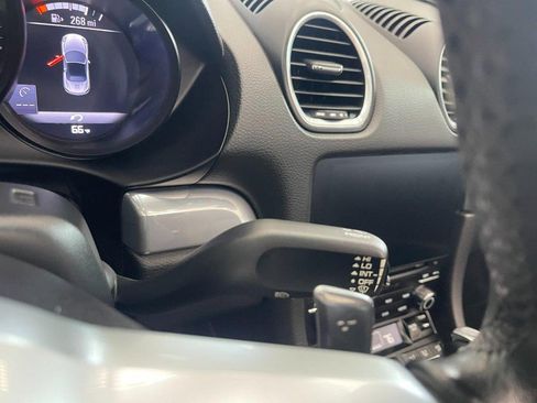 Used 2017 Porsche 718 Boxster image 23