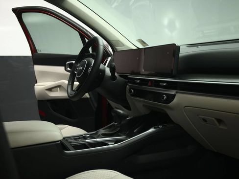 Certified 2025 Kia Sorento S FWD image 54