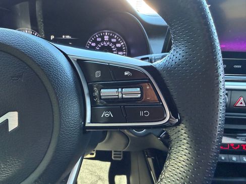 Used 2022 Kia Forte GT-Line image 15