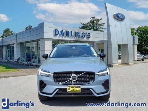 Used 2023 Volvo XC60 T8 Ultimate AWD/4WD image 2