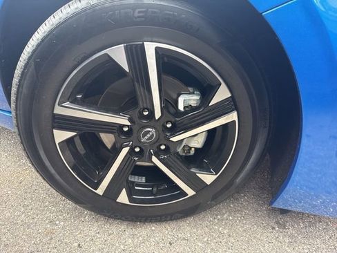 Used 2025 Nissan Sentra SV image 10