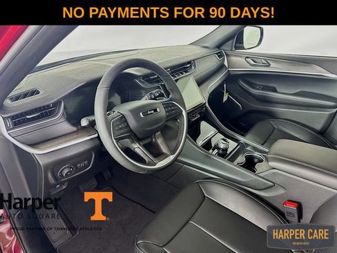 New 2025 Jeep Grand Cherokee Limited image 11