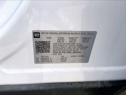 Used 2022 GMC Terrain SLT w/ Infotainment Package II image 14