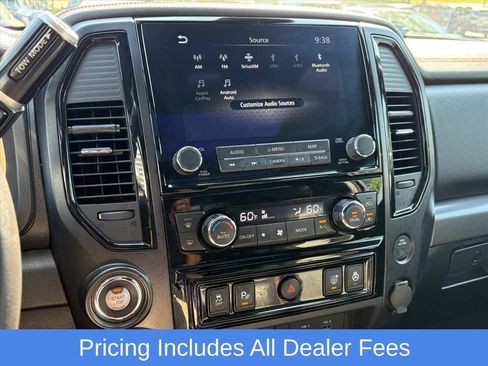 Used 2021 Nissan Titan PRO-4X w/ Pro-4x Convenience Package AWD/4WD image 12