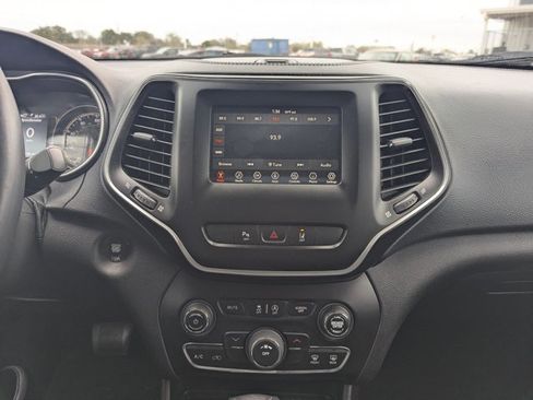 Used 2021 Jeep Cherokee Latitude Lux w/ Trailer Tow Group image 11