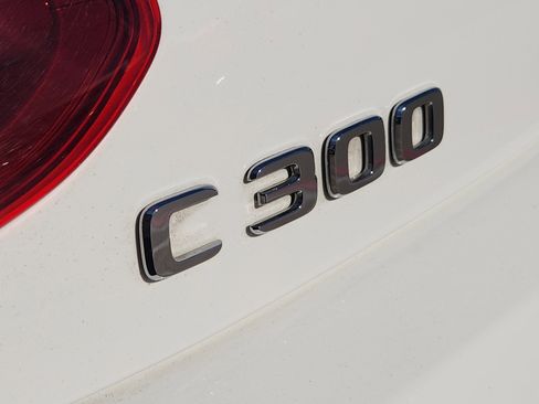 Used 2017 Mercedes-Benz C 300 4MATIC Cabriolet image 11