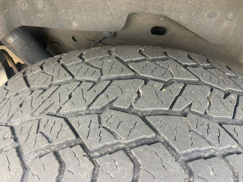 Used 2017 Chevrolet Tahoe LT image 12