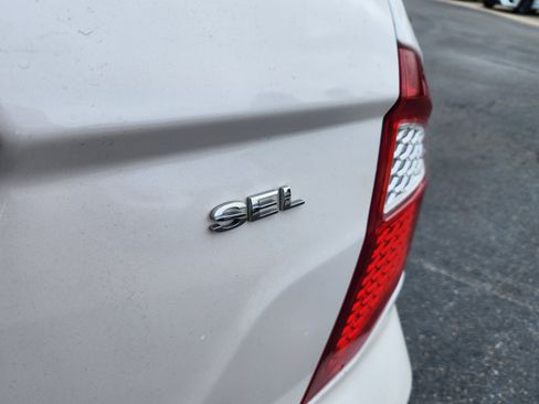 Used 2012 Ford Fusion SEL image 20