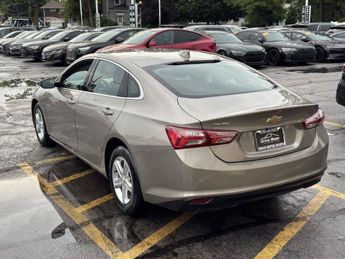 Used 2022 Chevrolet Malibu LT FWD image 6