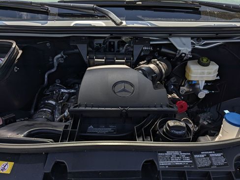 New 2026 Mercedes-Benz Sprinter 2500 image 9