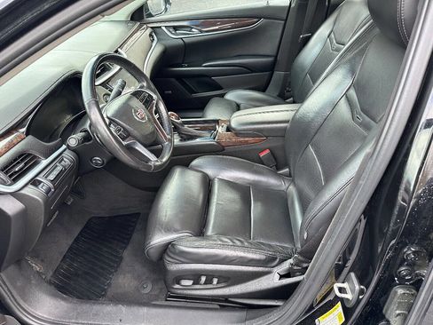 Used 2013 Cadillac XTS Premium image 10