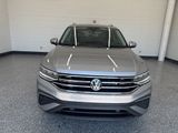 Used 2022 Volkswagen Tiguan SE image 6