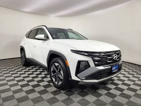 Used 2025 Hyundai Tucson SEL AWD/4WD image 7