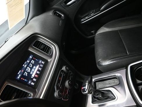 Used 2021 Dodge Charger SXT w/ Leather Interior Group RWD image 22