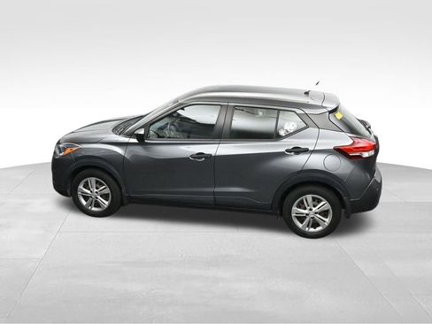 Used 2020 Nissan Kicks S FWD image 20