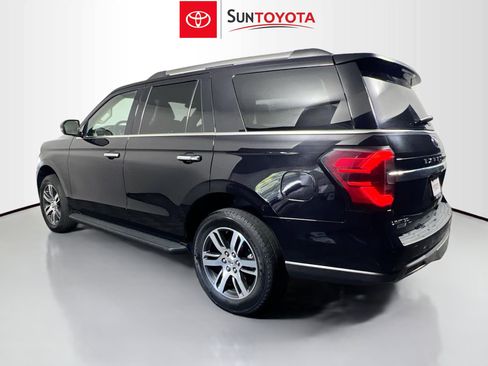 Used 2024 Ford Expedition Limited AWD/4WD image 6