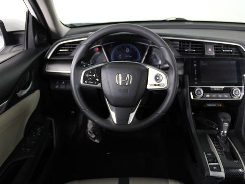 Used 2016 Honda Civic EX image 4