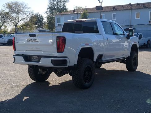 New 2026 GMC Sierra 2500 Denali Ultimate image 7