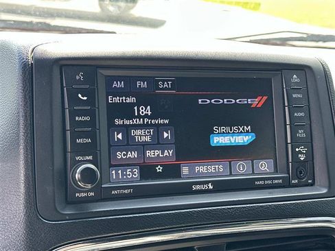 Used 2019 Dodge Grand Caravan SXT FWD image 16