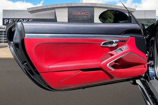 Used 2021 Porsche 718 Cayman RWD image 17