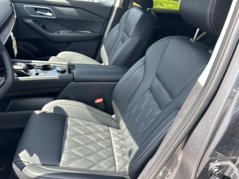 New 2026 Nissan Rogue Platinum w/ Platinum Premium Package AWD/4WD image 16