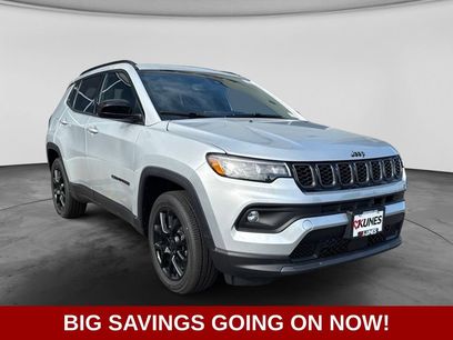 New 2026 Jeep Compass Latitude w/ Sun and Sound Group