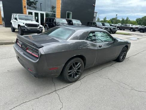 Used 2019 Dodge Challenger SXT w/ Driver Convenience Group AWD/4WD image 22