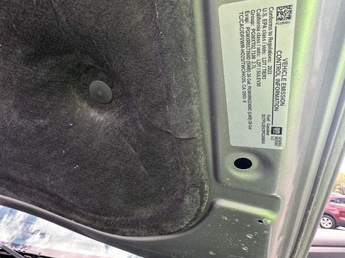 Used 2023 GMC Sierra 1500 Elevation image 17