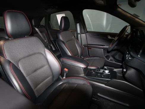 Used 2025 Ford Escape ST-Line Elite image 24