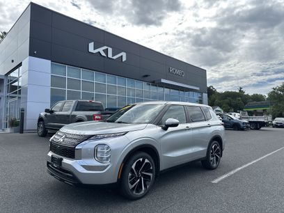 Used 2022 Mitsubishi Outlander ES