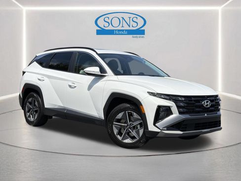 Used 2026 Hyundai Tucson SEL FWD image 1