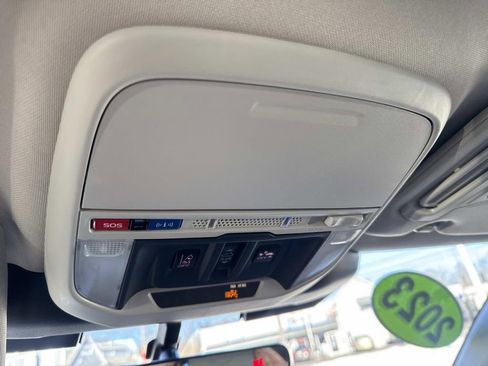 Used 2023 Subaru Forester Limited image 29