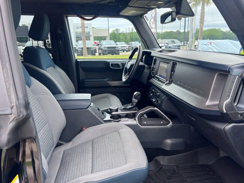 Used 2022 Ford Bronco Outer Banks AWD/4WD image 14