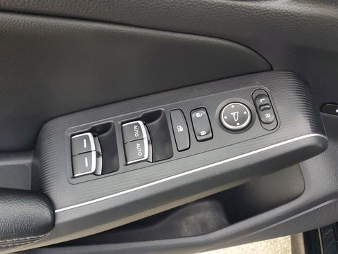 Used 2022 Honda Civic Touring image 27