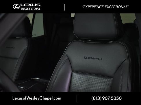 Used 2021 GMC Yukon Denali image 19
