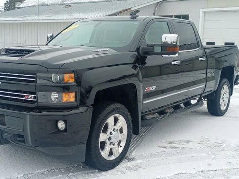 Used 2017 Chevrolet Silverado 2500 LTZ w/ Duramax Plus Package image 3