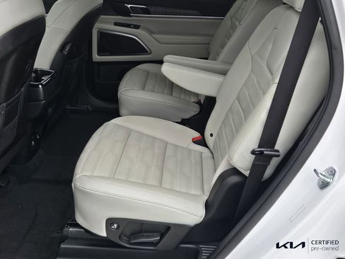 Certified 2024 Kia Telluride SX Prestige AWD/4WD image 11
